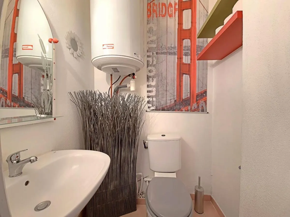 Maison 4 Pers Avec Piscine Et Clim Aux Saintes-Maries-De-La-Mer - Fr-1-475-91