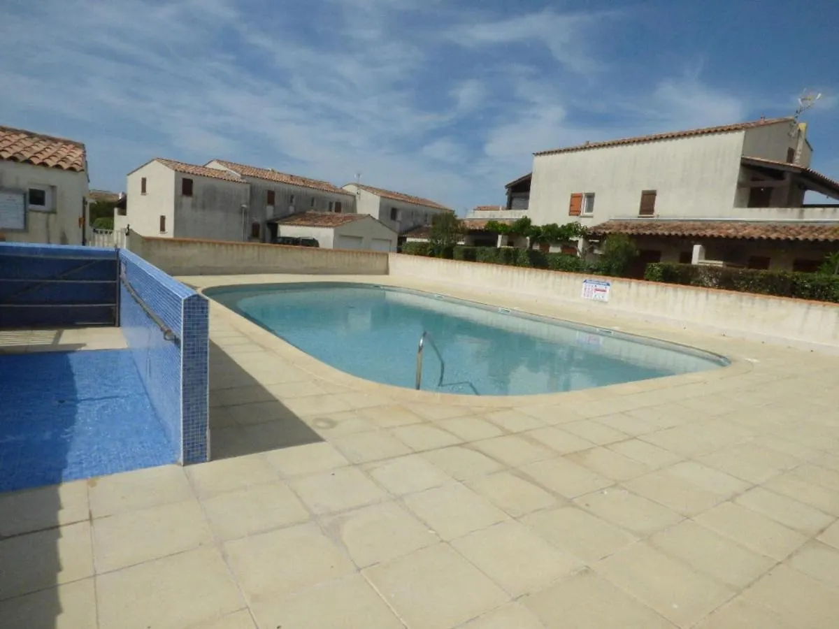 Maison 4 Pers Avec Piscine Et Clim Aux Saintes-Maries-De-La-Mer - Fr-1-475-91 Holiday home